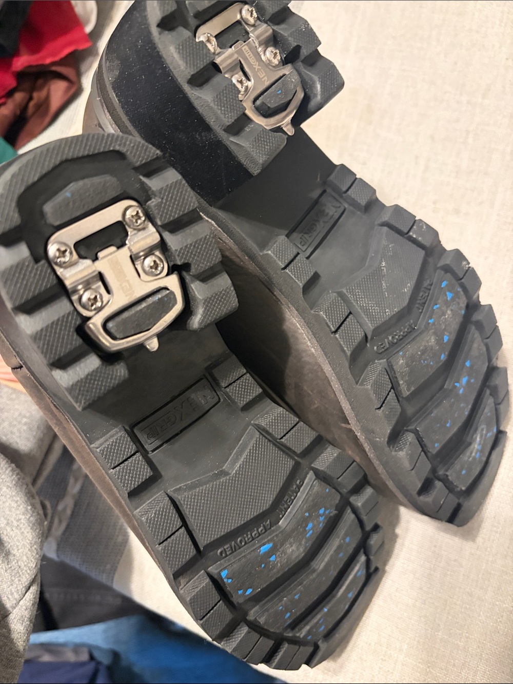 NWT NexGrip Canada Ice Gripper Boots - Picture 5 of 9